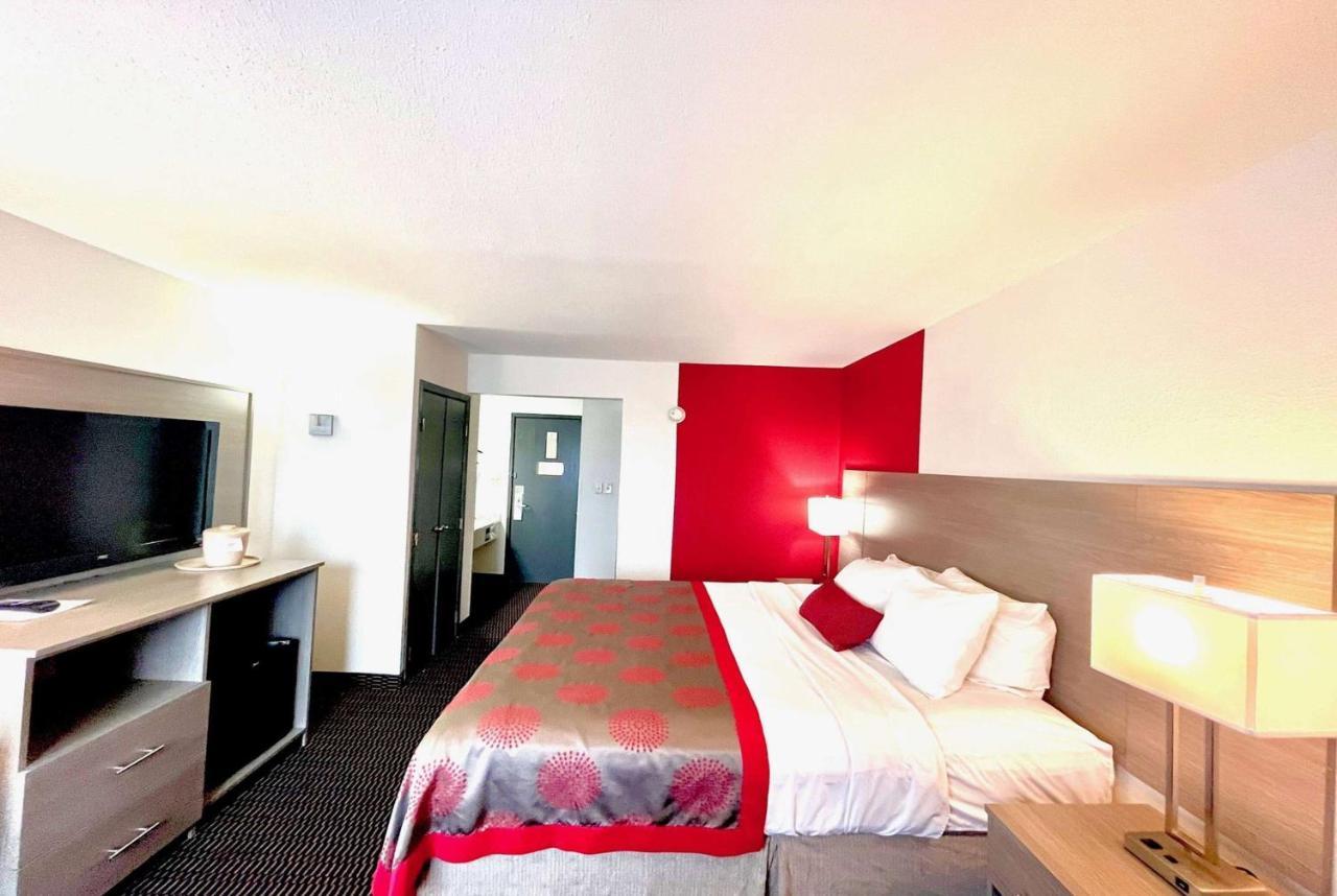 Hotel Ramada By Wyndham Columbia Exterior foto