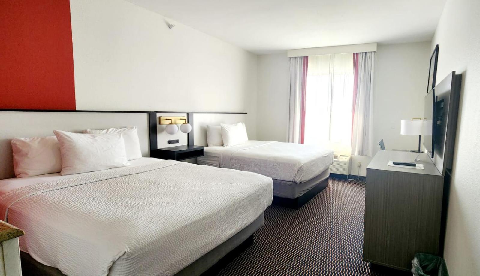 Hotel Ramada By Wyndham Columbia Exterior foto