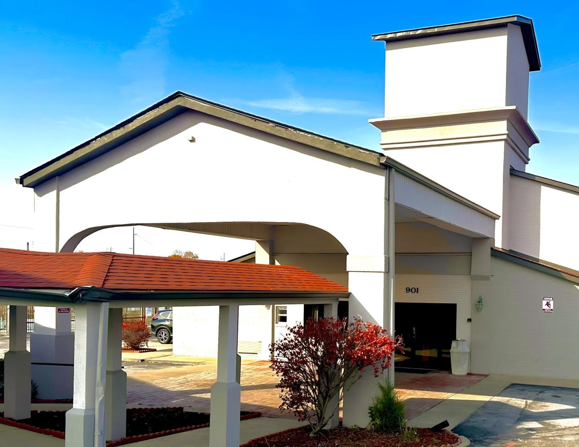 Hotel Ramada By Wyndham Columbia Exterior foto